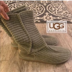 RARE UGG crotchet boots